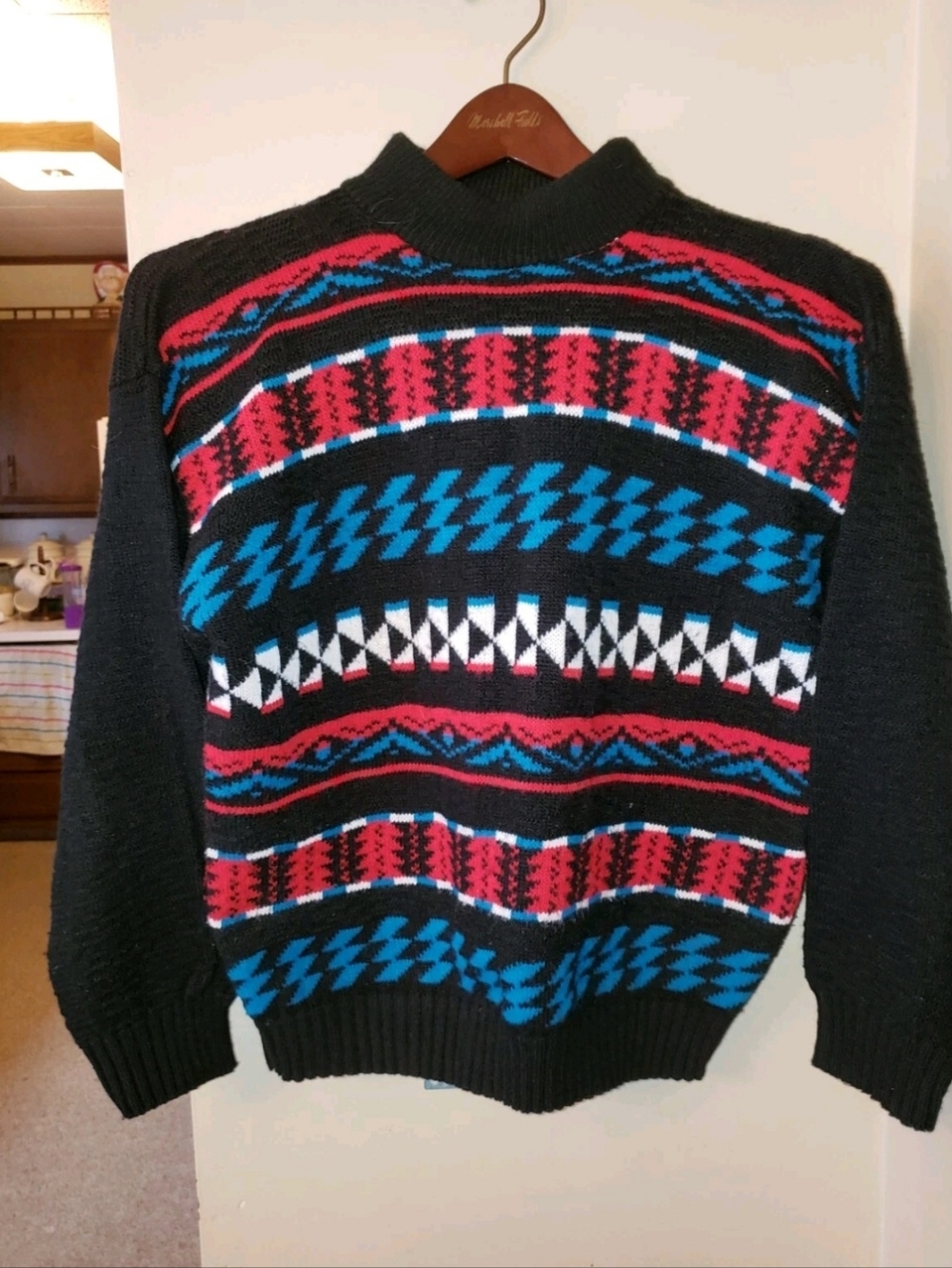 VTG WOMEN’S SWEATER SIZE M/L SWEATER BLACK W/ DESIGN PRIVATE EYE